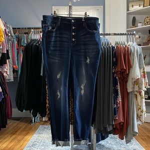 Curvy Girl Kancan Dark Distress With Cuff Ankle